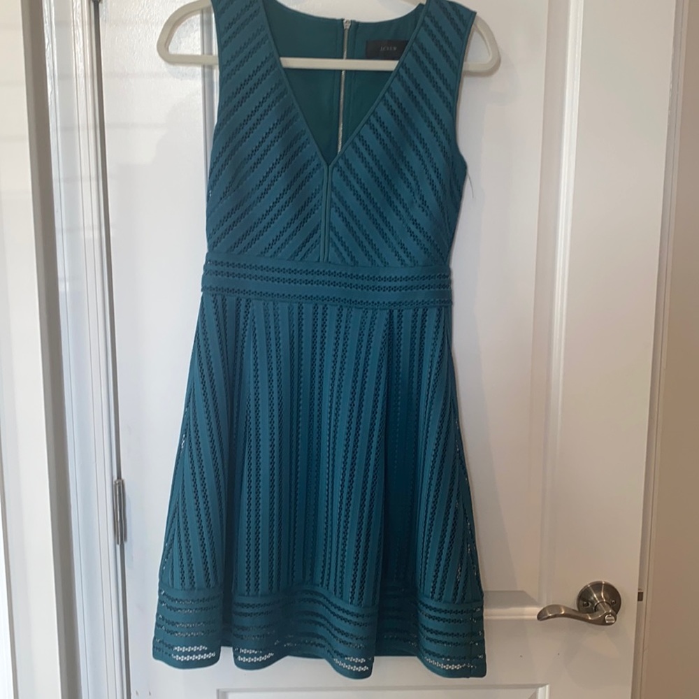 Stunning green dress!